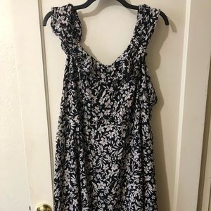 Old Navy dress, black & white, size 4x